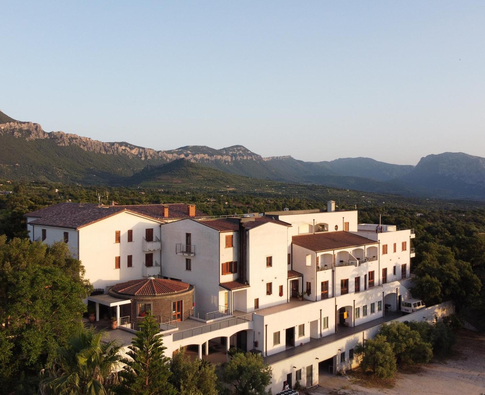 Hotel Il Querceto Dorgali Εξωτερικό φωτογραφία